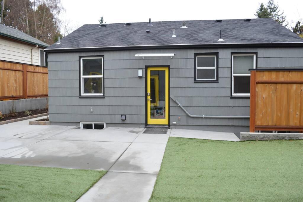 Cozy Crown Hill Carkeek Cottage W/3 Beds, Full Kitchen & Backyard In North Seattle Extérieur photo
