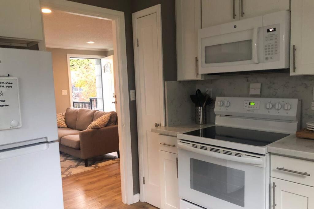 Cozy Crown Hill Carkeek Cottage W/3 Beds, Full Kitchen & Backyard In North Seattle Extérieur photo