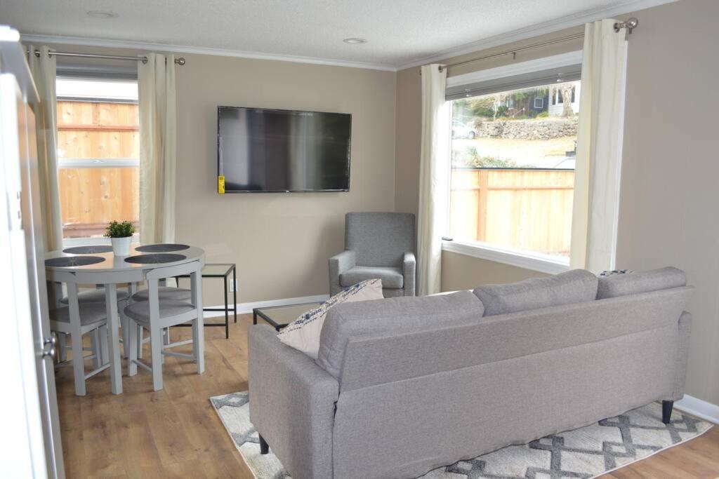 Cozy Crown Hill Carkeek Cottage W/3 Beds, Full Kitchen & Backyard In North Seattle Extérieur photo
