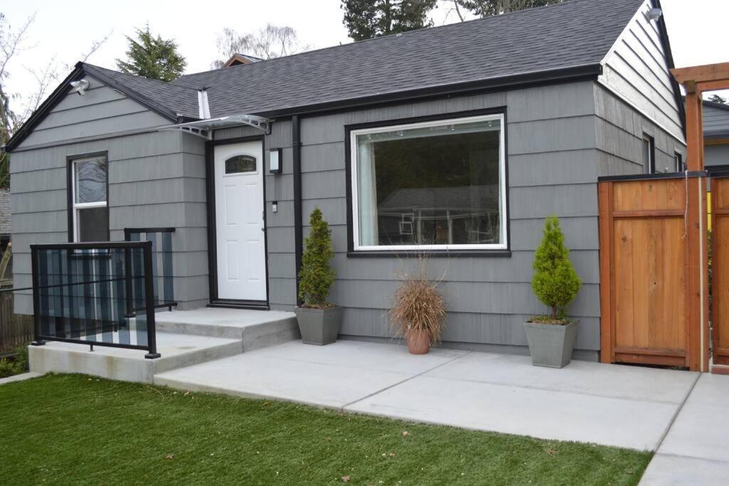 Cozy Crown Hill Carkeek Cottage W/3 Beds, Full Kitchen & Backyard In North Seattle Extérieur photo